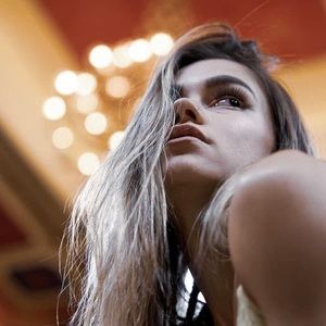 Meet your Posher, Julia